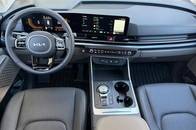 New 2026 Kia Carnival LXS FWD image 14