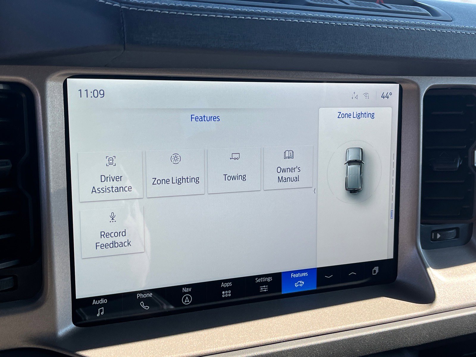 New 2025 Ford Bronco Outer Banks AWD/4WD image 13