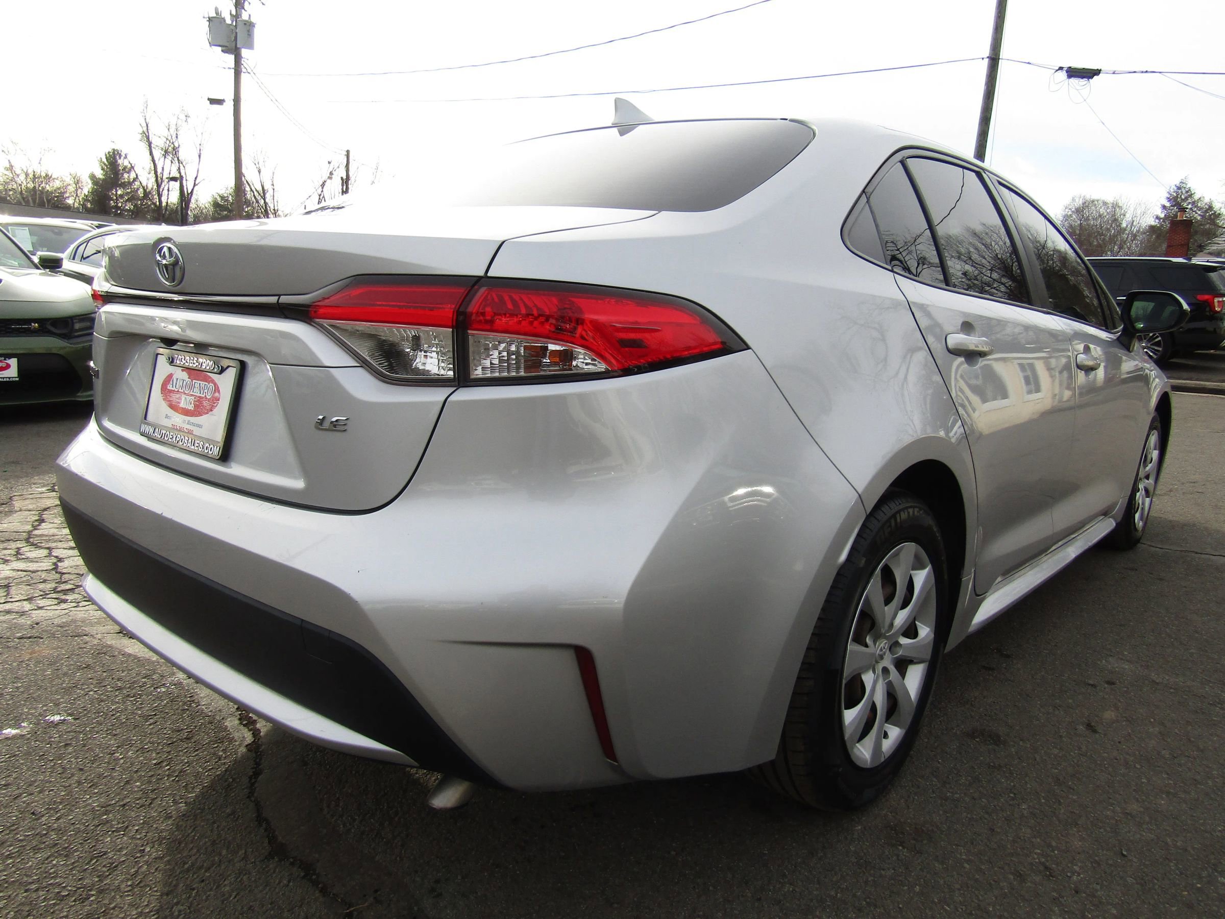 Used 2022 Toyota Corolla LE image 7