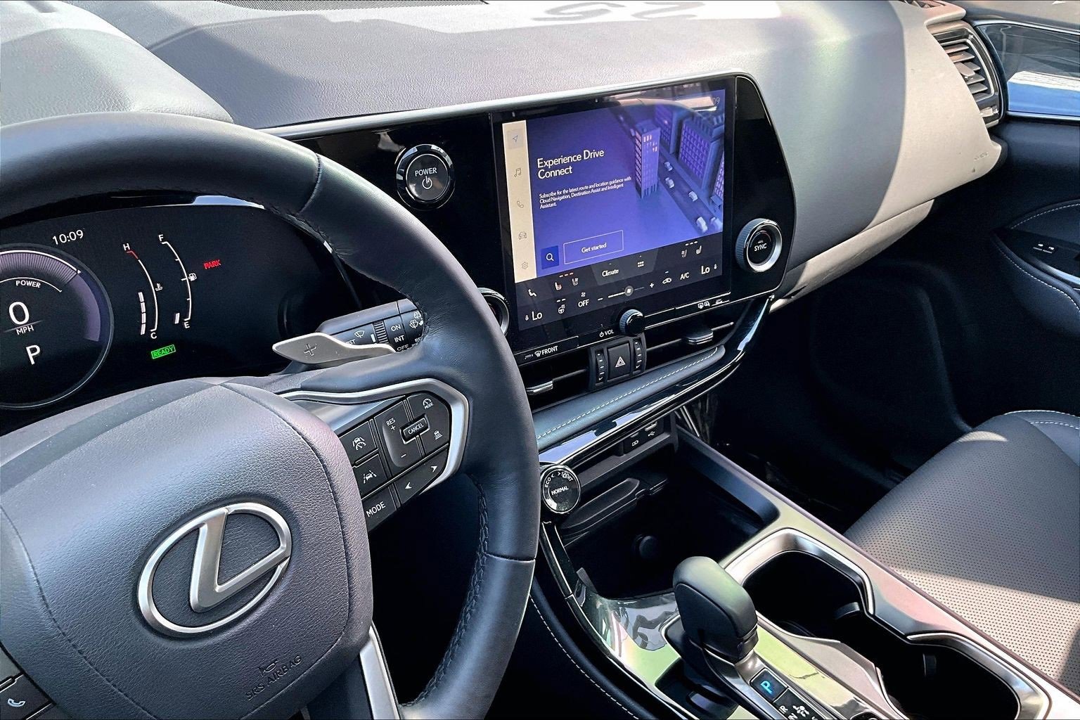 Used 2025 Lexus NX 350h 350h Premium image 32