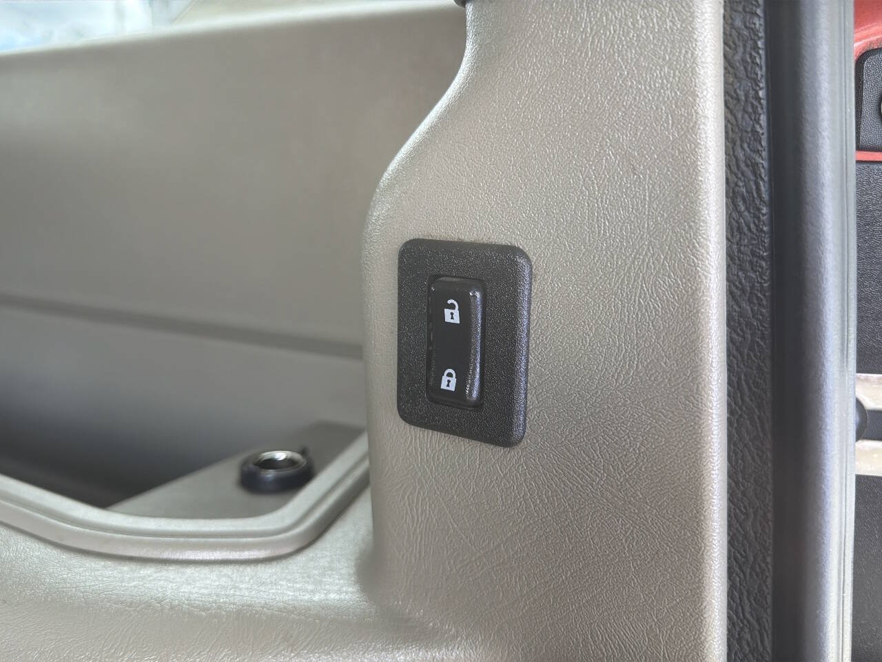 Used 2003 HUMMER H2 w/ Preferred Equipment Group AWD/4WD image 7