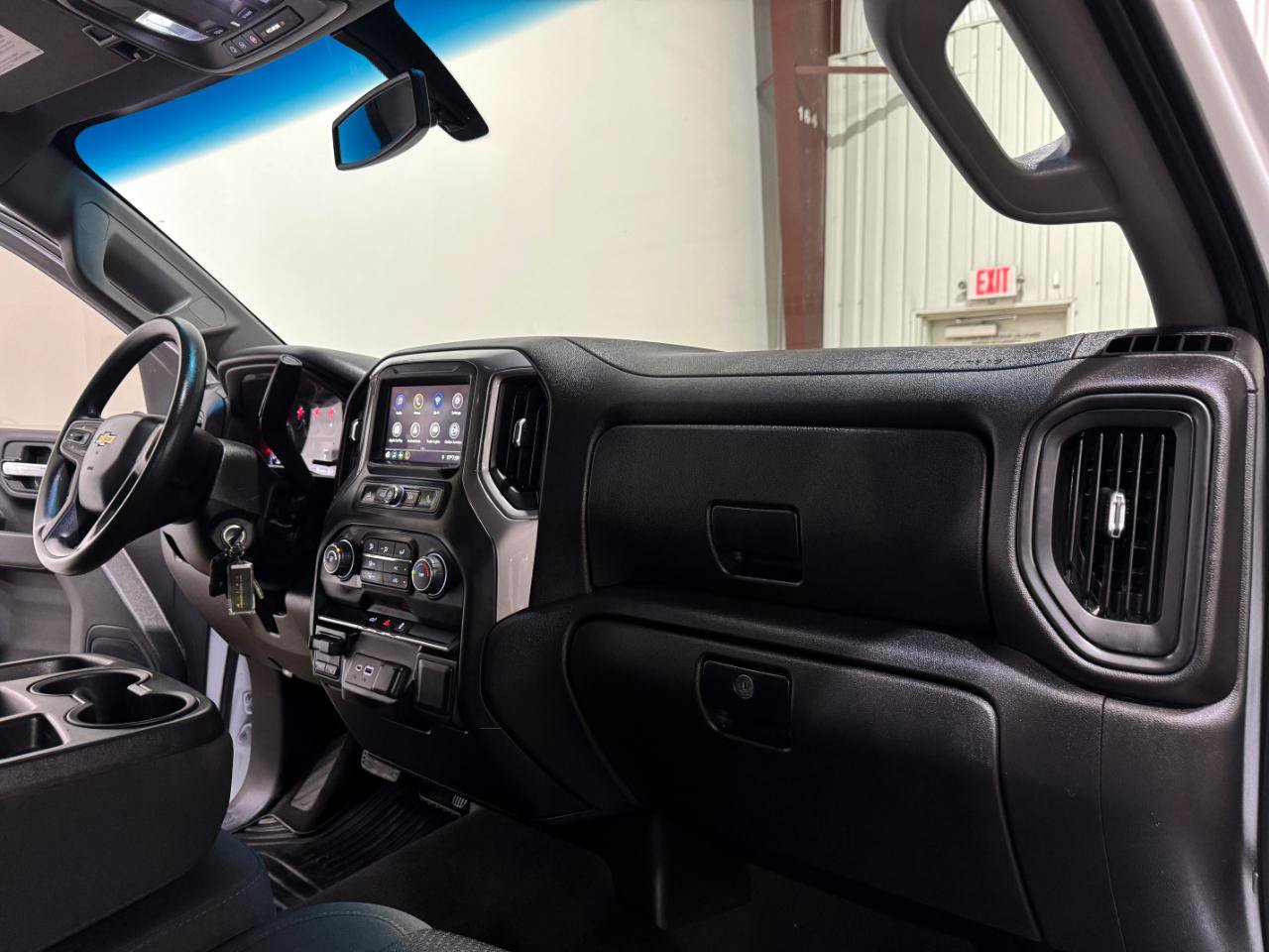 Used 2021 Chevrolet Silverado 2500 Custom w/ Custom Value Package AWD/4WD image 11