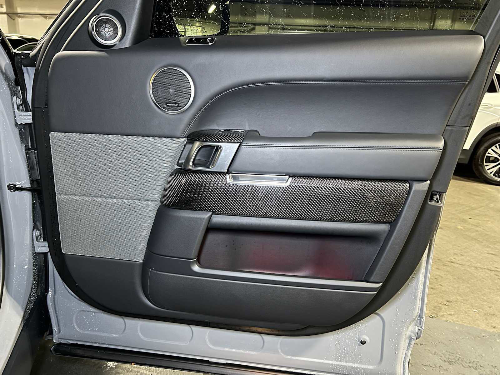Used 2021 Land Rover Range Rover Sport SVR Carbon Edition image 10
