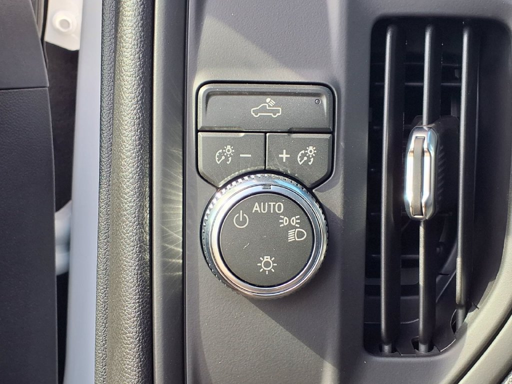 New 2026 GMC Sierra 1500 Pro w/ Pro Value Package RWD image 8