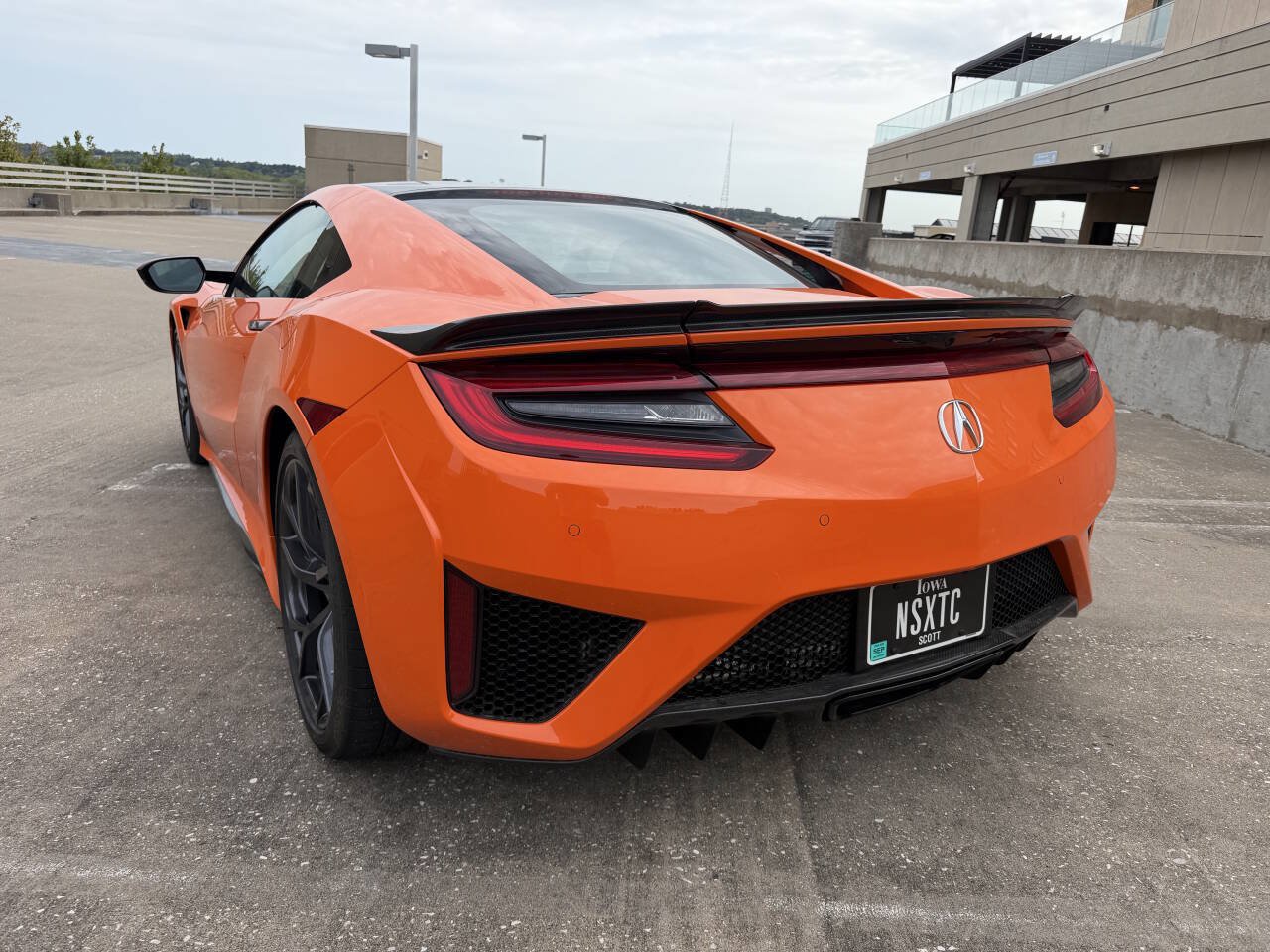 Used 2019 Acura NSX AWD/4WD image 12