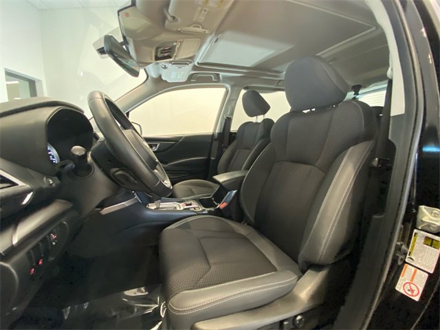 Used 2020 Subaru Forester Premium image 11