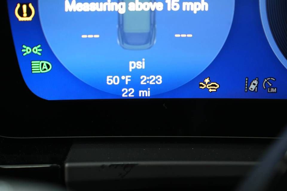 New 2026 Porsche Macan 4S Electric AWD/4WD image 15