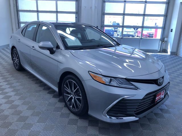 Certified 2023 Toyota Camry XLE w/ Cold Weather Package image 35