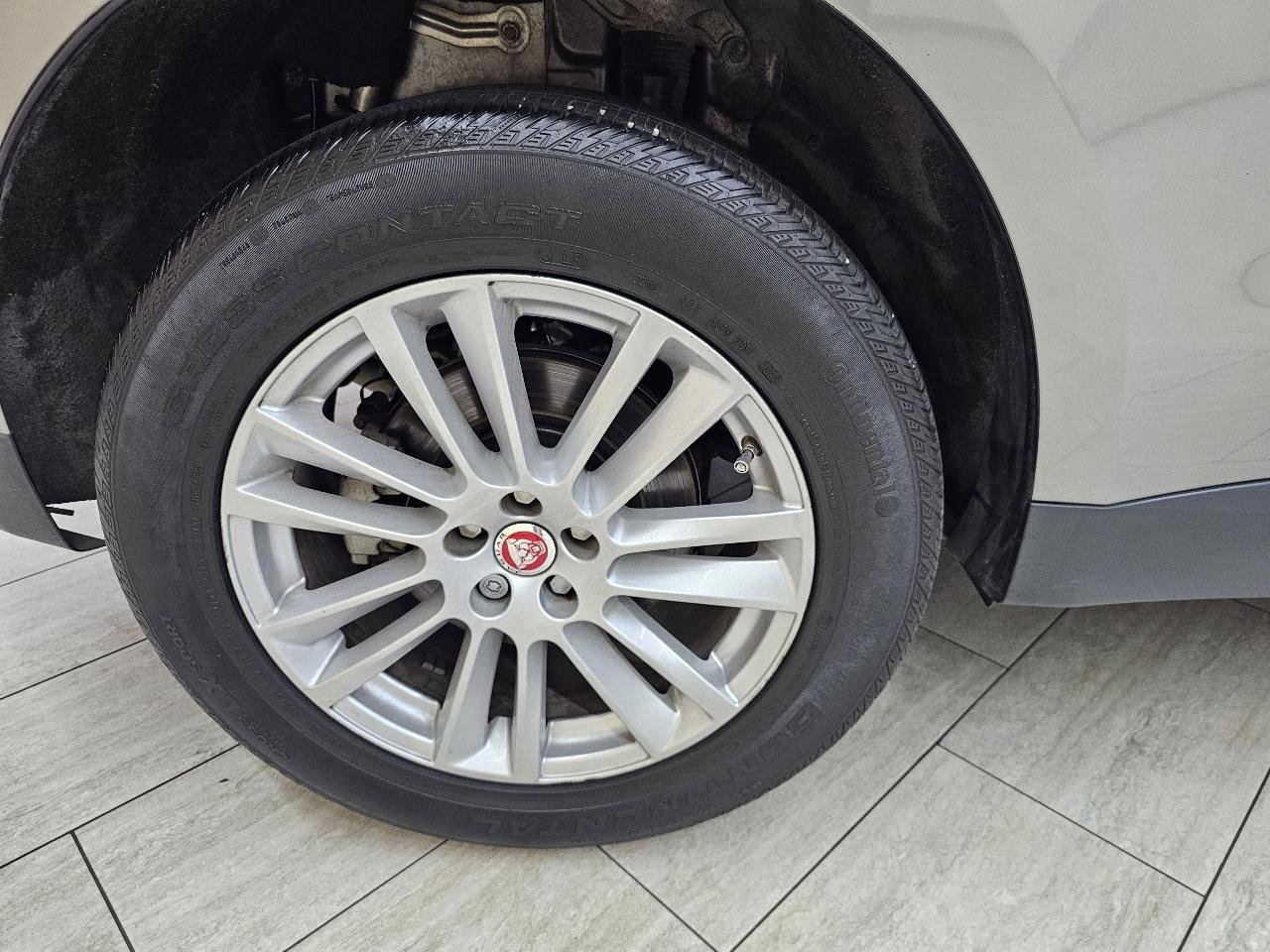 Used 2018 Jaguar F-PACE Prestige AWD/4WD image 42