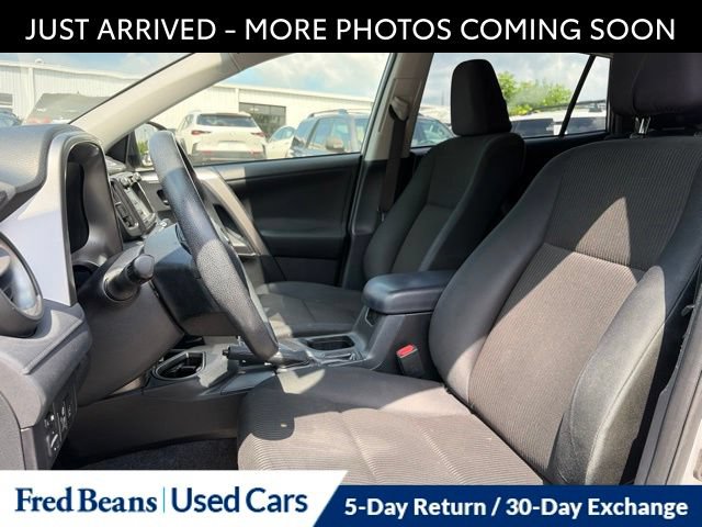 Used 2018 Toyota RAV4 LE w/ All Weather Liner Package AWD/4WD image 12