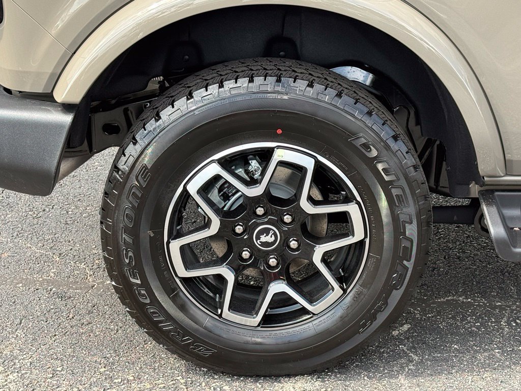 New 2026 Ford Bronco Outer Banks AWD/4WD image 6