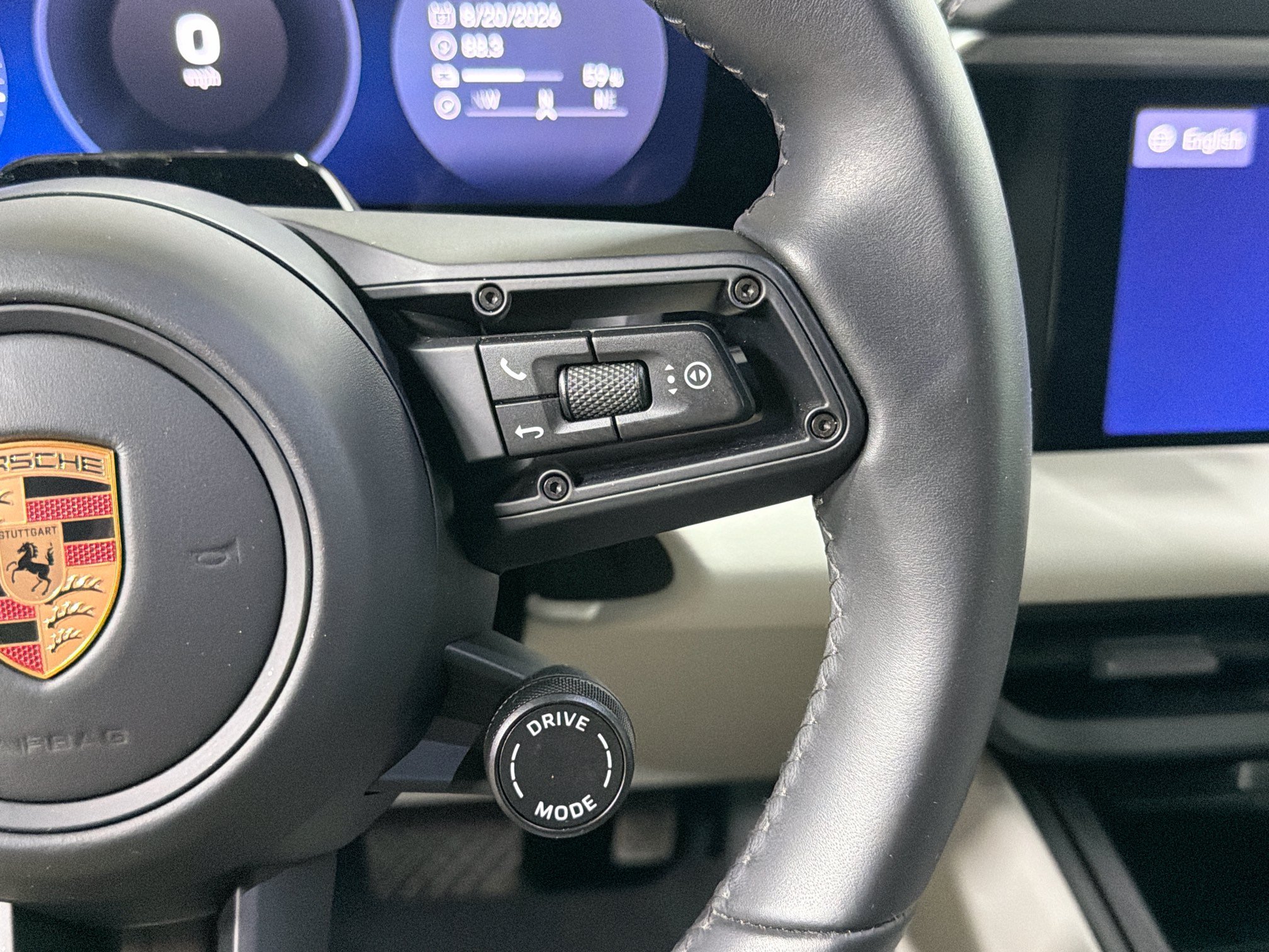 Certified 2026 Porsche Macan Electric RWD image 39
