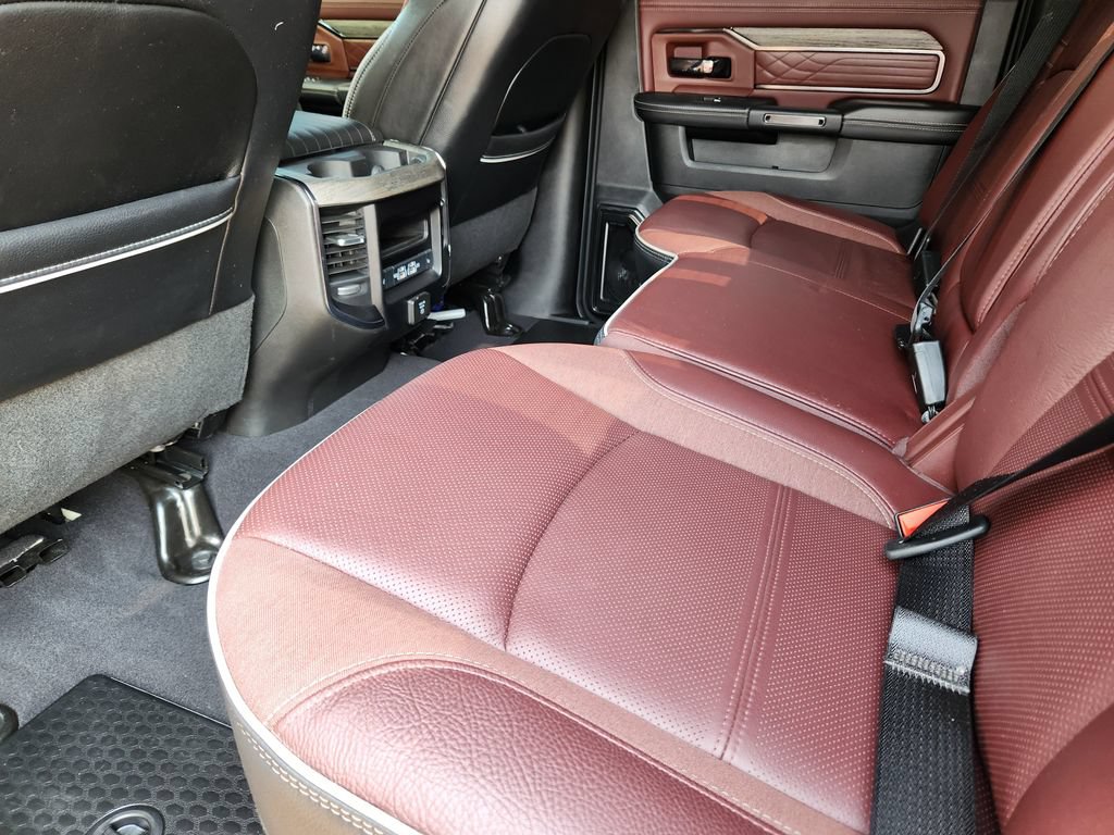 Used 2025 RAM 2500 Limited AWD/4WD image 9
