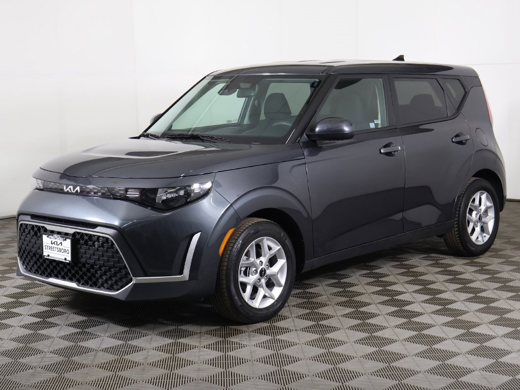 Used 2024 Kia Soul LX w/ Option Group 015 image 7