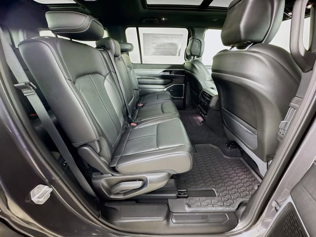 New 2026 Jeep Grand Wagoneer 4WD image 33