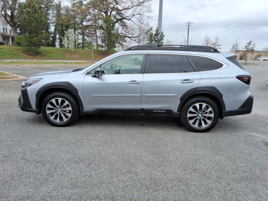 Used 2024 Subaru Outback Limited XT image 8