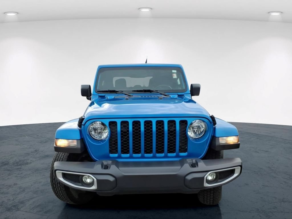 Used 2021 Jeep Gladiator Sport AWD/4WD image 4