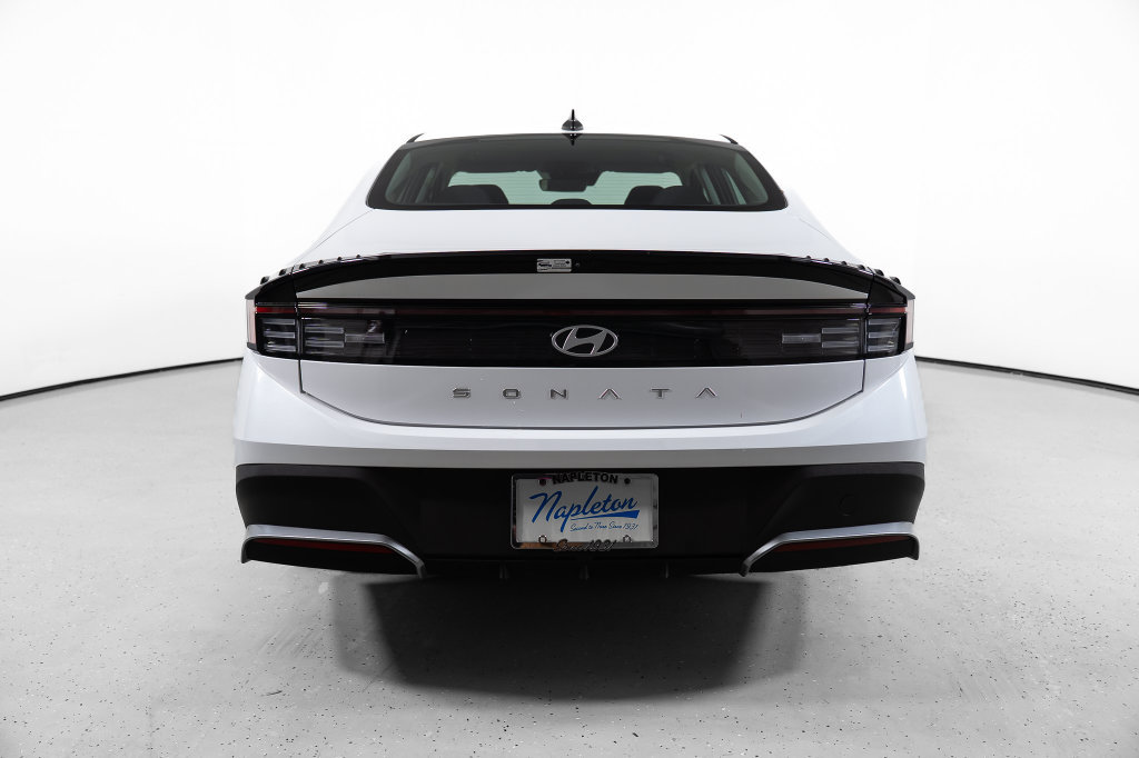 New 2026 Hyundai Sonata SE FWD image 9