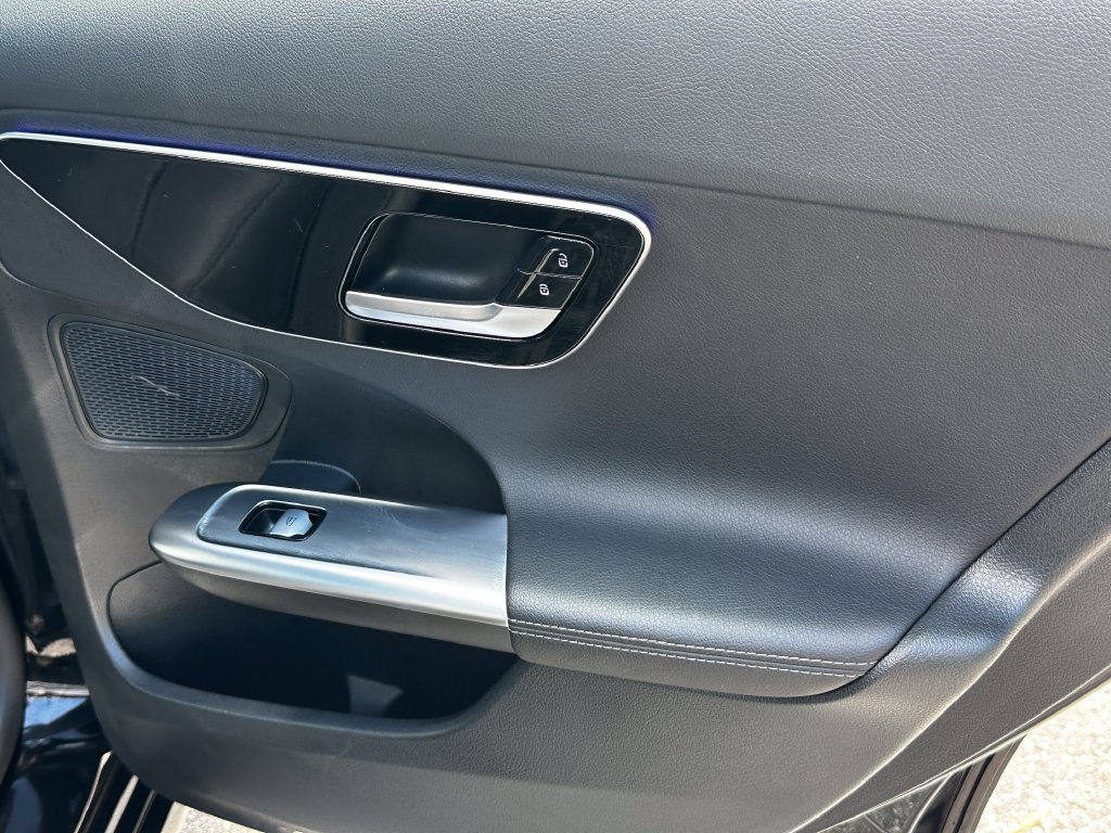 Certified 2025 Mercedes-Benz C 300 4MATIC Sedan image 20