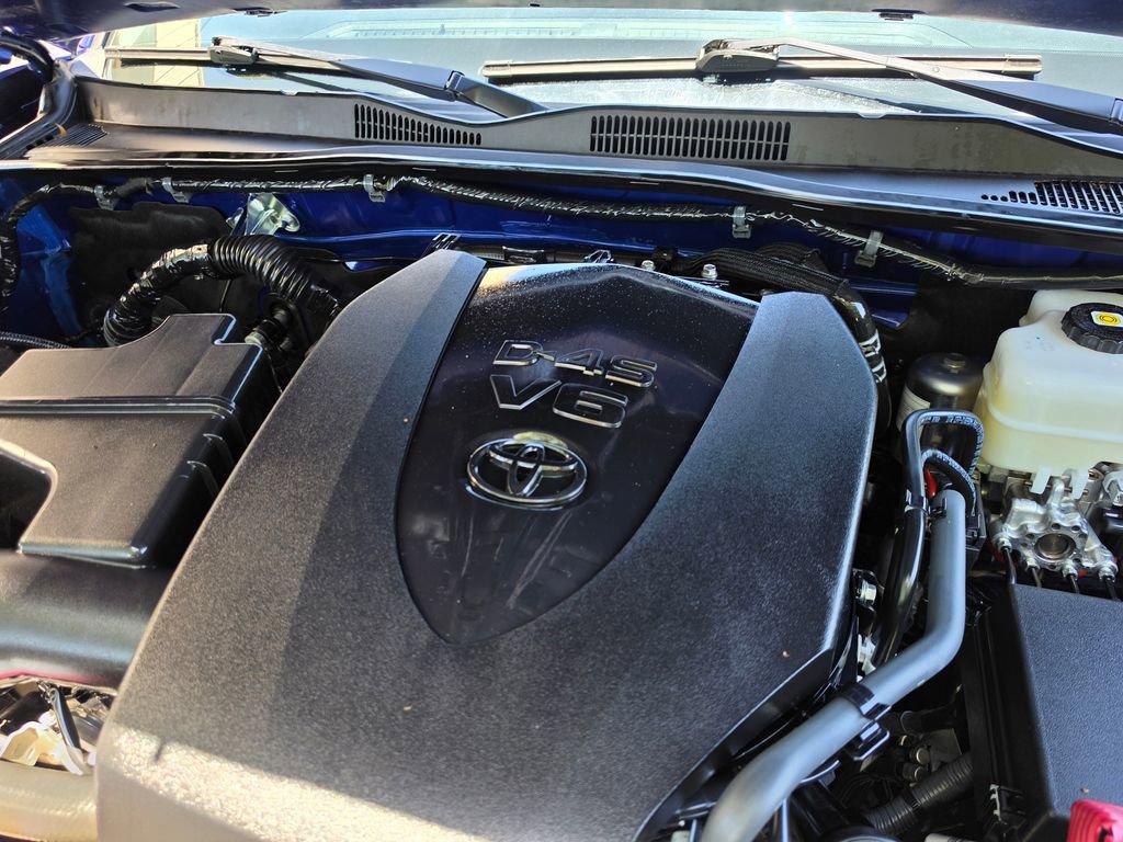 Used 2023 Toyota Tacoma TRD Off-Road w/ TRD Premium Off Road Package AWD/4WD image 23