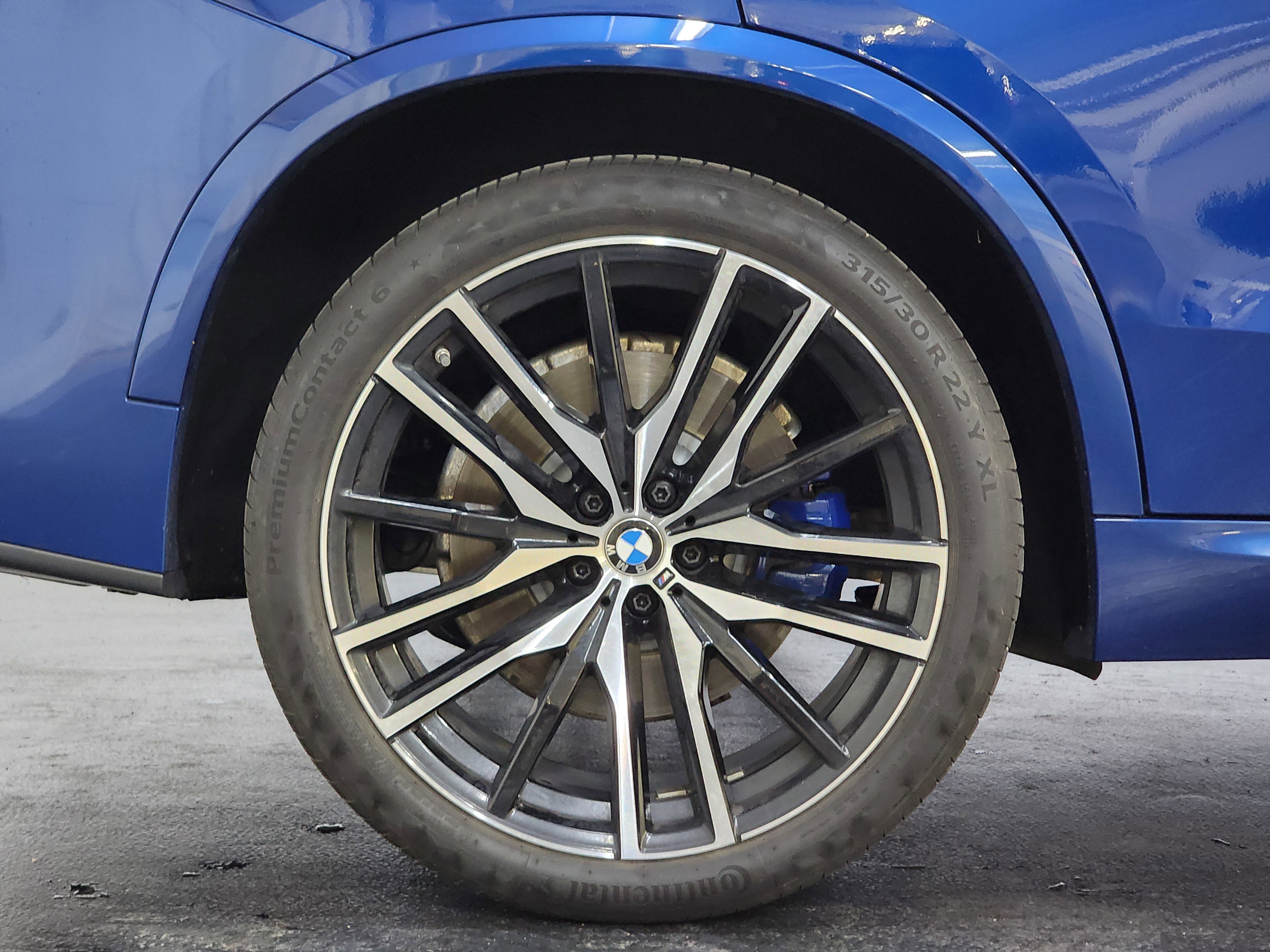 Used 2024 BMW X5 M60i image 28