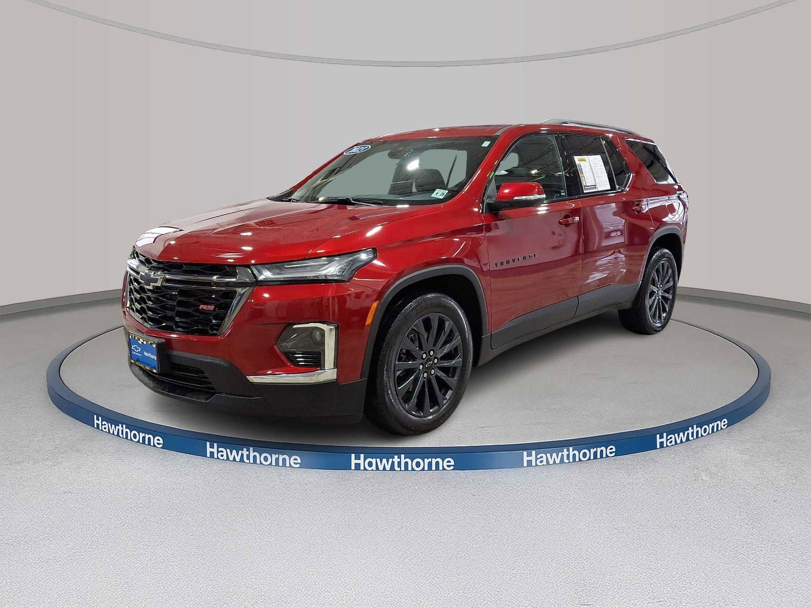 Used 2023 Chevrolet Traverse RS image 3