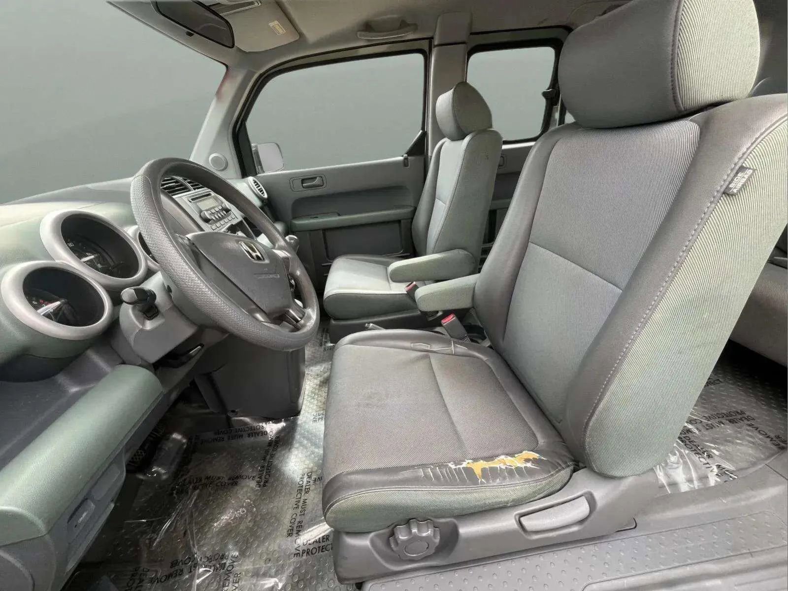 Used 2004 Honda Element EX image 16
