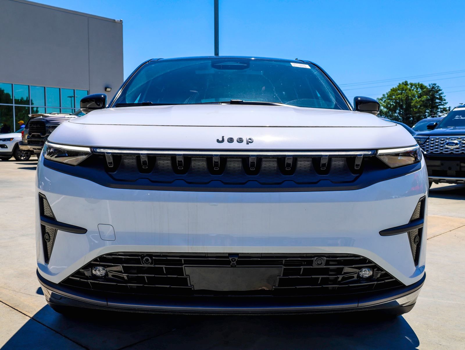New 2025 Jeep Wagoneer S Launch Edition AWD/4WD image 3