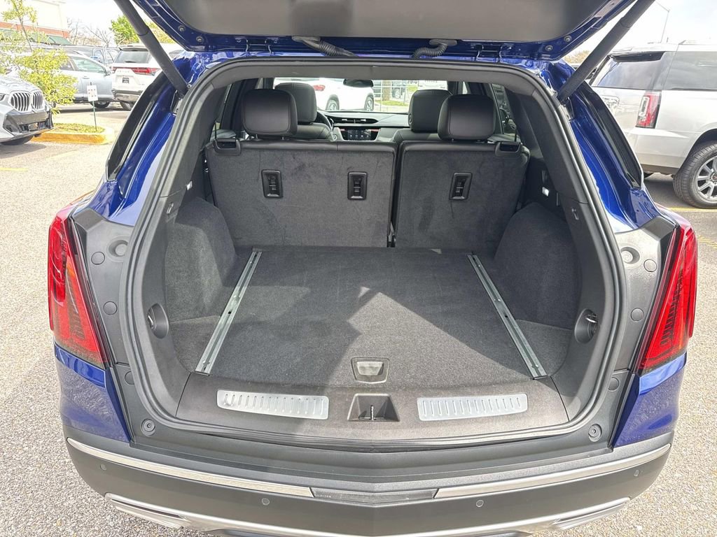 Used 2024 Cadillac XT5 Premium Luxury image 8