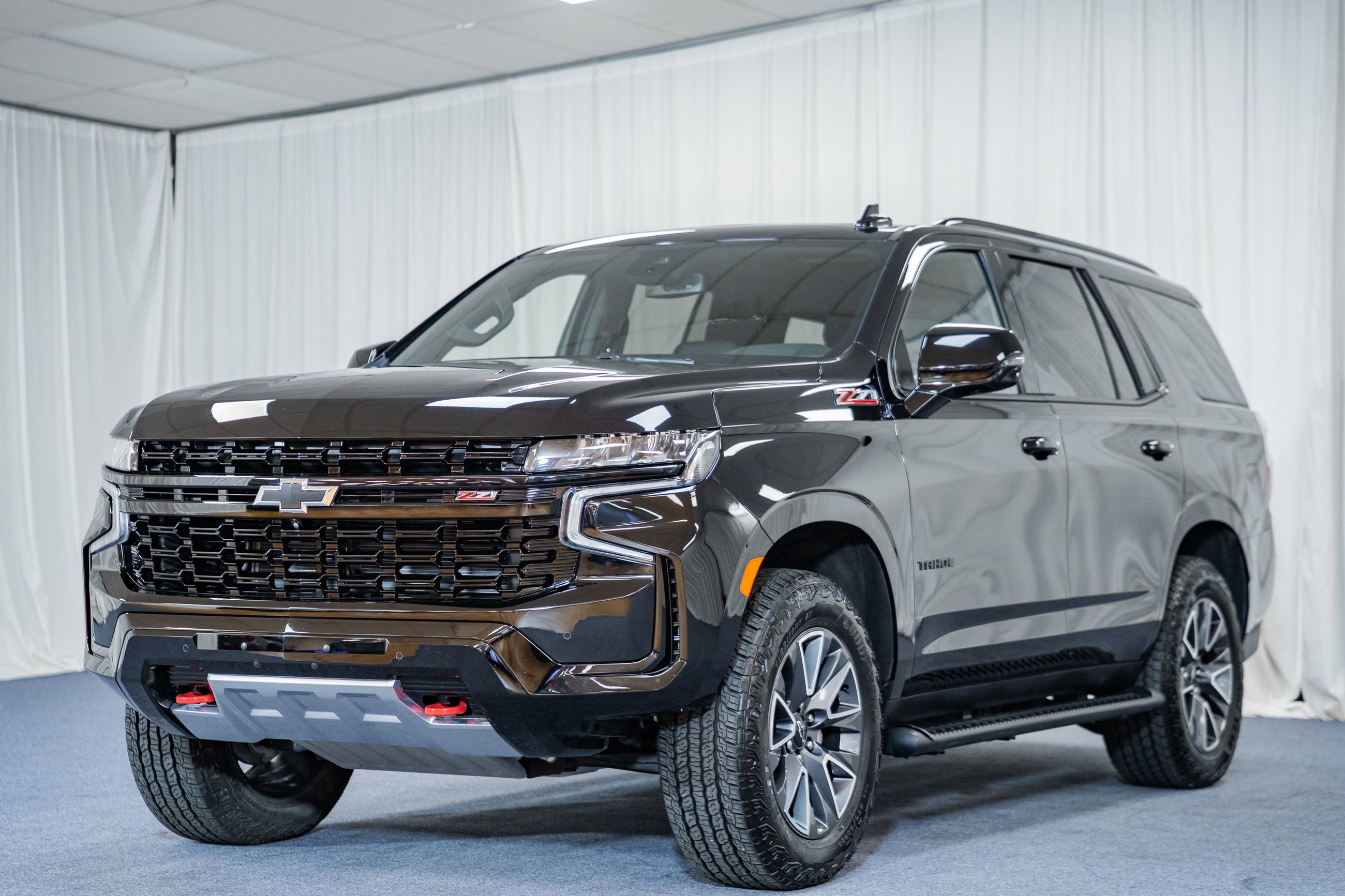 Used 2024 Chevrolet Tahoe Z71 image 3