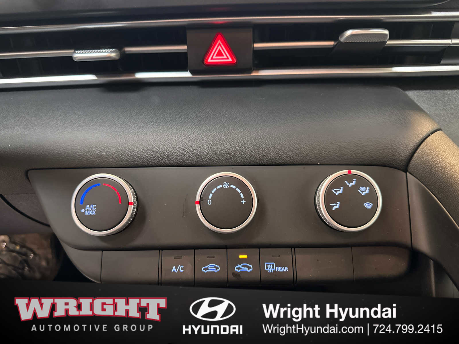 Certified 2025 Hyundai Elantra SE image 28