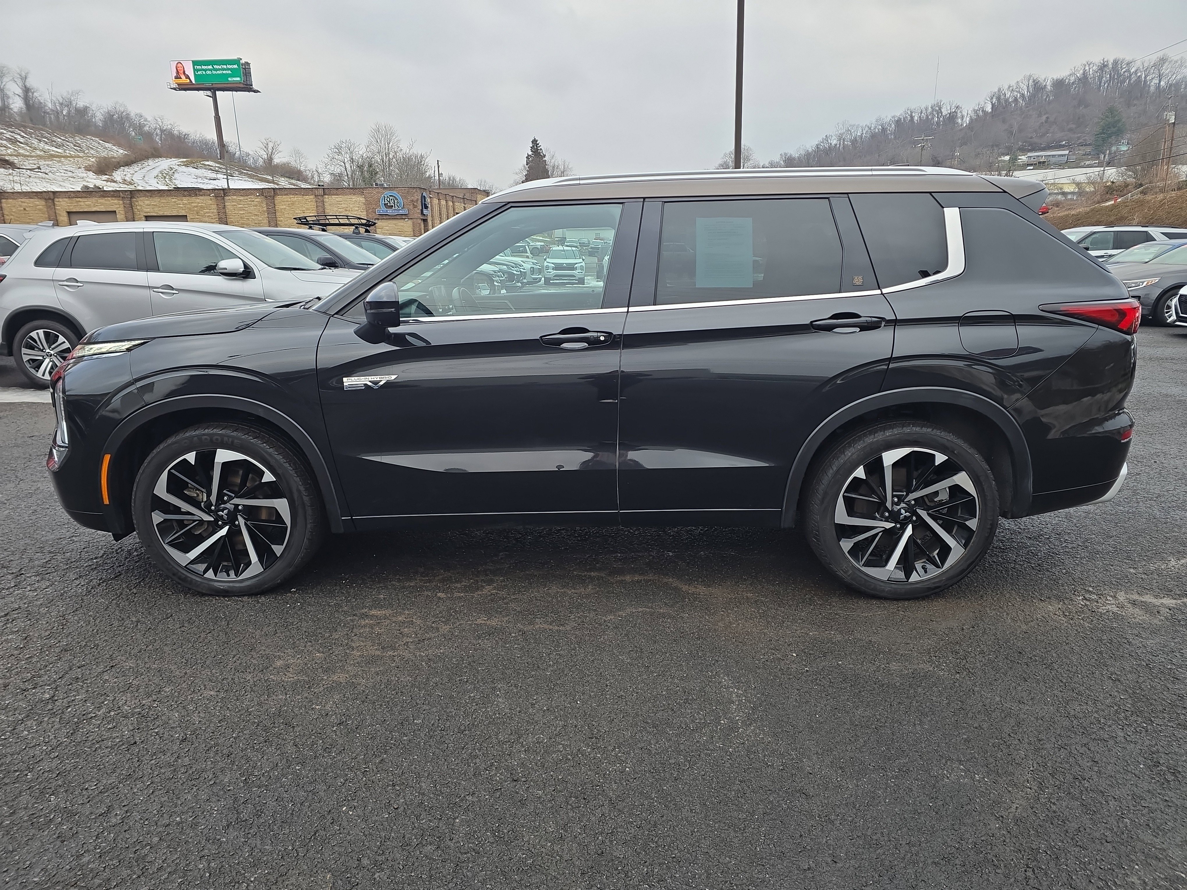 Used 2023 Mitsubishi Outlander SEL 40th Anniversary image 7