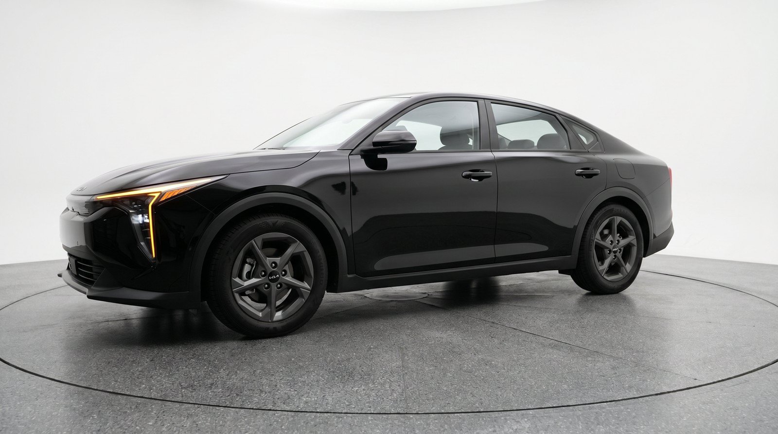 Used 2025 Kia K4 FWD image 3