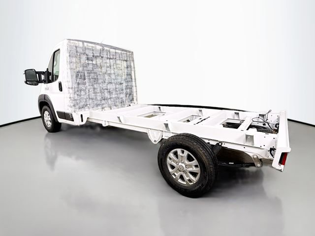 Used 2025 RAM ProMaster 3500 w/ Quick Order Package 22G SLT FWD image 5