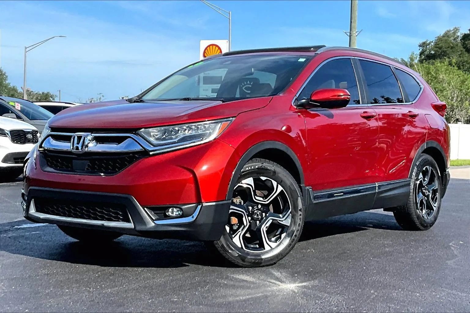 Used 2018 Honda CR-V Touring image 1