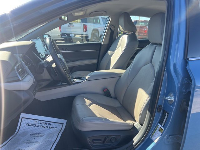 Used 2023 Toyota Camry XSE image 13