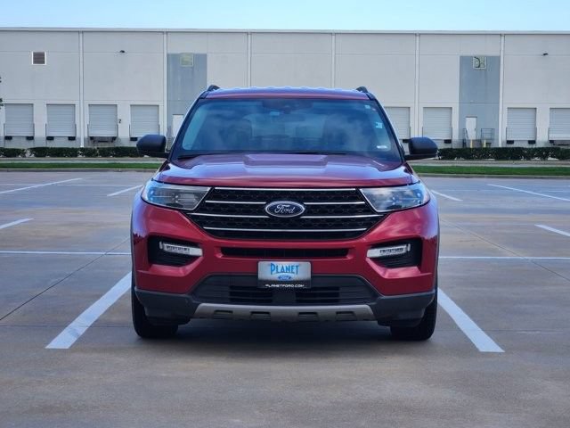 Used 2021 Ford Explorer XLT w/ Equipment Group 202A RWD image 2