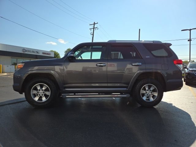 Used 2011 Toyota 4Runner SR5 w/ Premium Pkg w/Leather AWD/4WD image 4