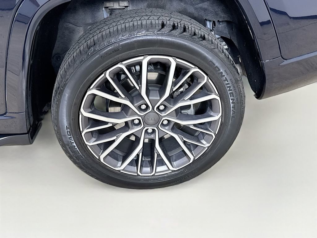 Certified 2024 Jeep Grand Cherokee L Summit AWD/4WD image 28