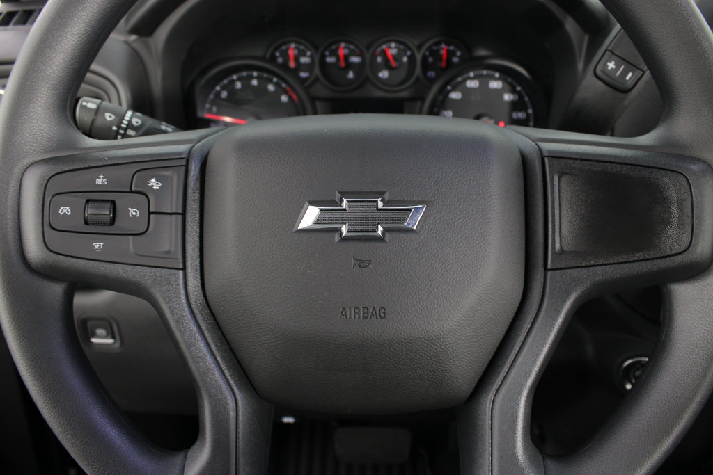 New 2026 Chevrolet Silverado 1500 Custom Trail Boss w/ Dark Appearance Package AWD/4WD image 11