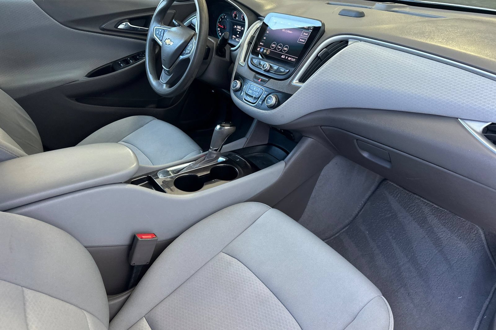Used 2019 Chevrolet Malibu LS FWD image 15