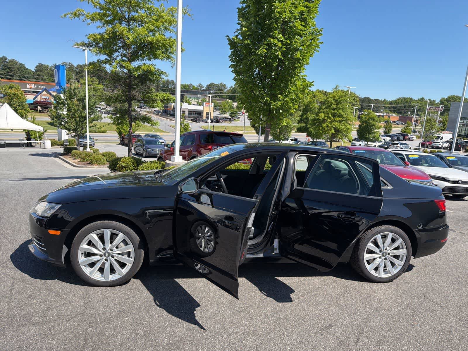 Used 2017 Audi A4 2.0T Premium w/ Audi MMI Navigation Plus AWD/4WD image 16
