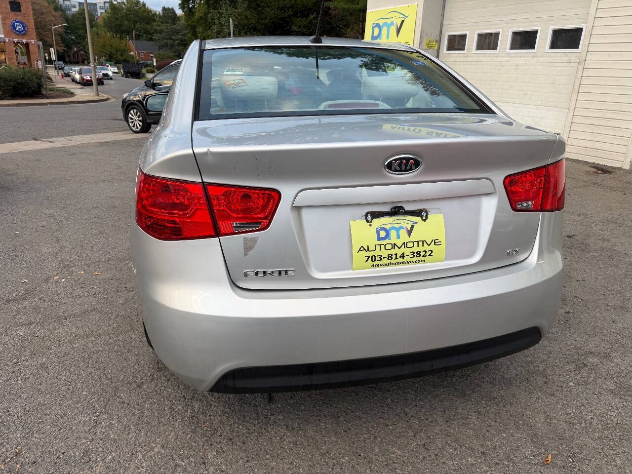 Used 2012 Kia Forte EX FWD image 6
