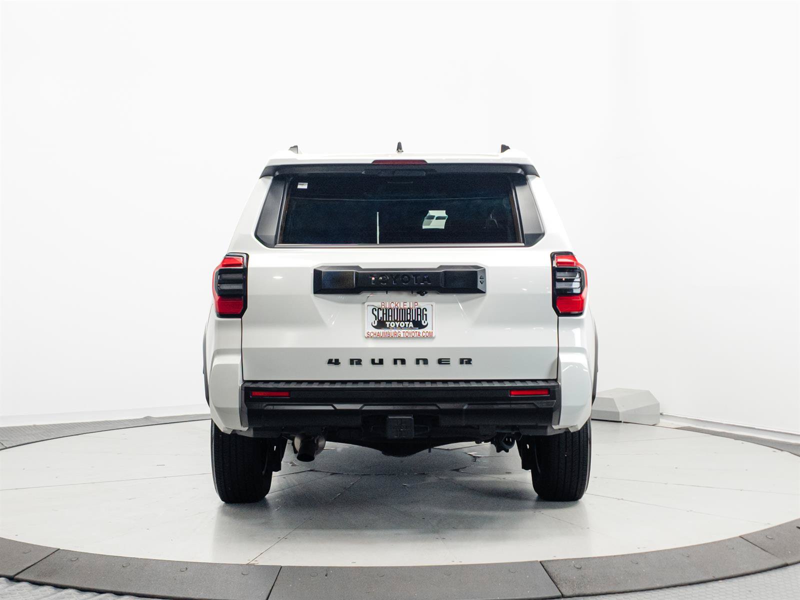 Certified 2025 Toyota 4Runner SR5 AWD/4WD image 11