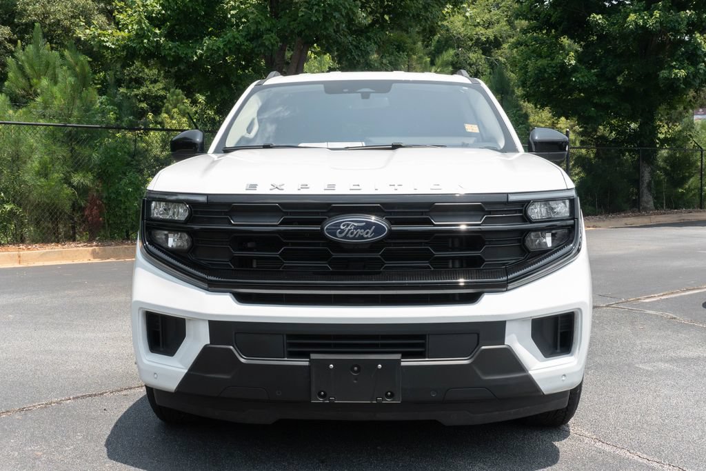Used 2025 Ford Expedition Max Active RWD image 5