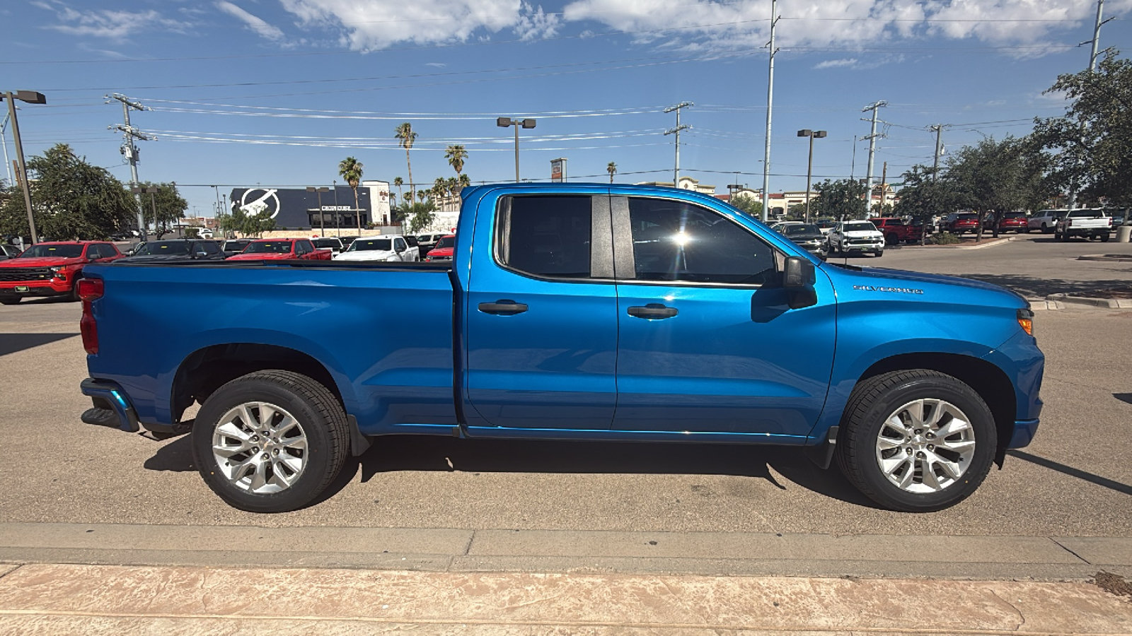 Used 2024 Chevrolet Silverado 1500 Custom RWD image 9