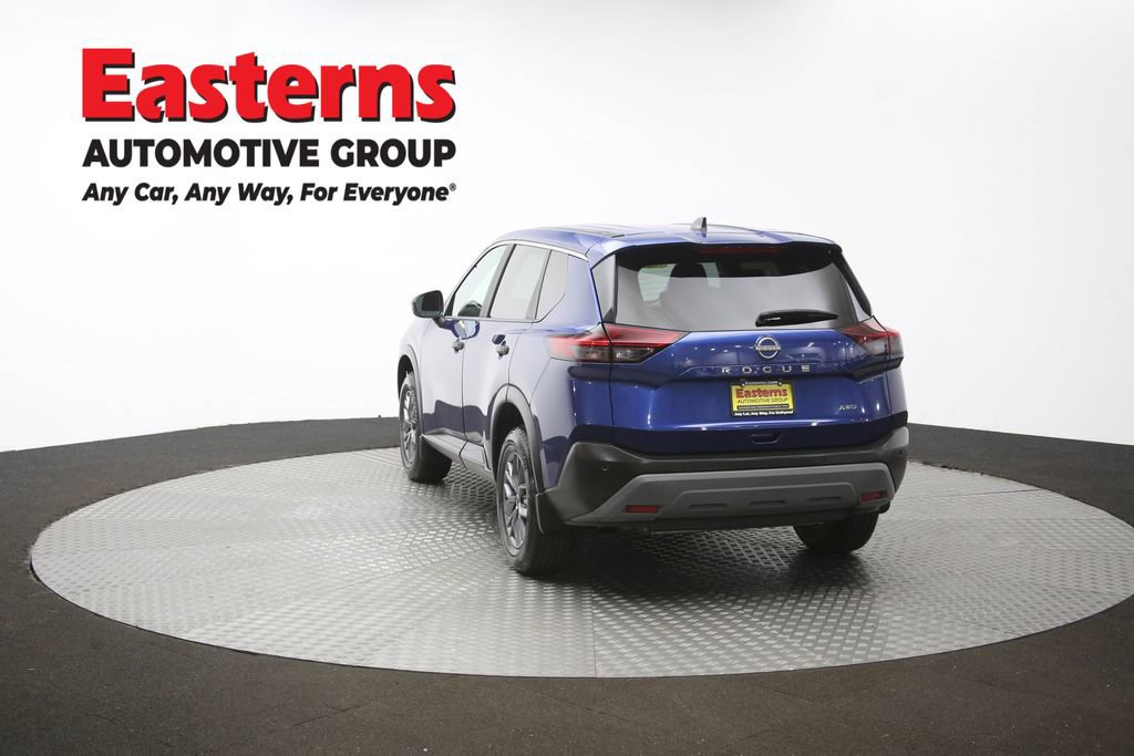Used 2023 Nissan Rogue S AWD/4WD image 38