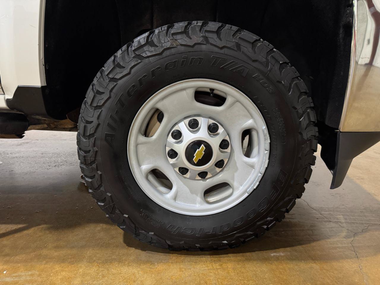 Used 2019 Chevrolet Silverado 2500 W/T AWD/4WD image 44