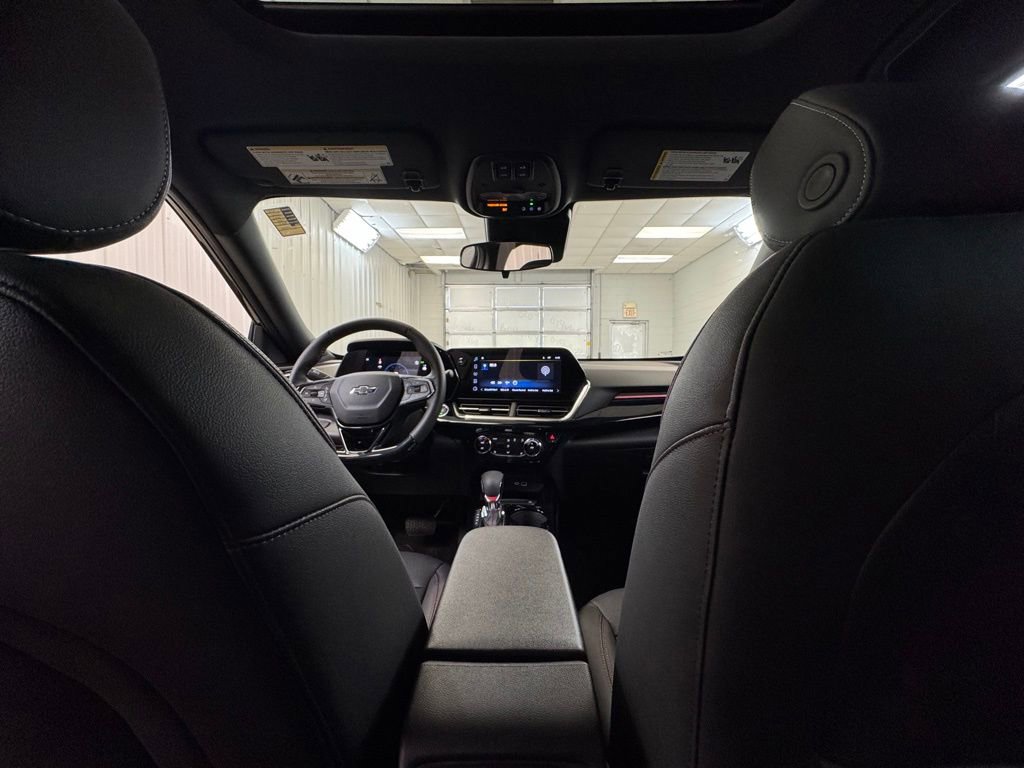 New 2026 Chevrolet Trax RS w/ Sunroof Package image 18