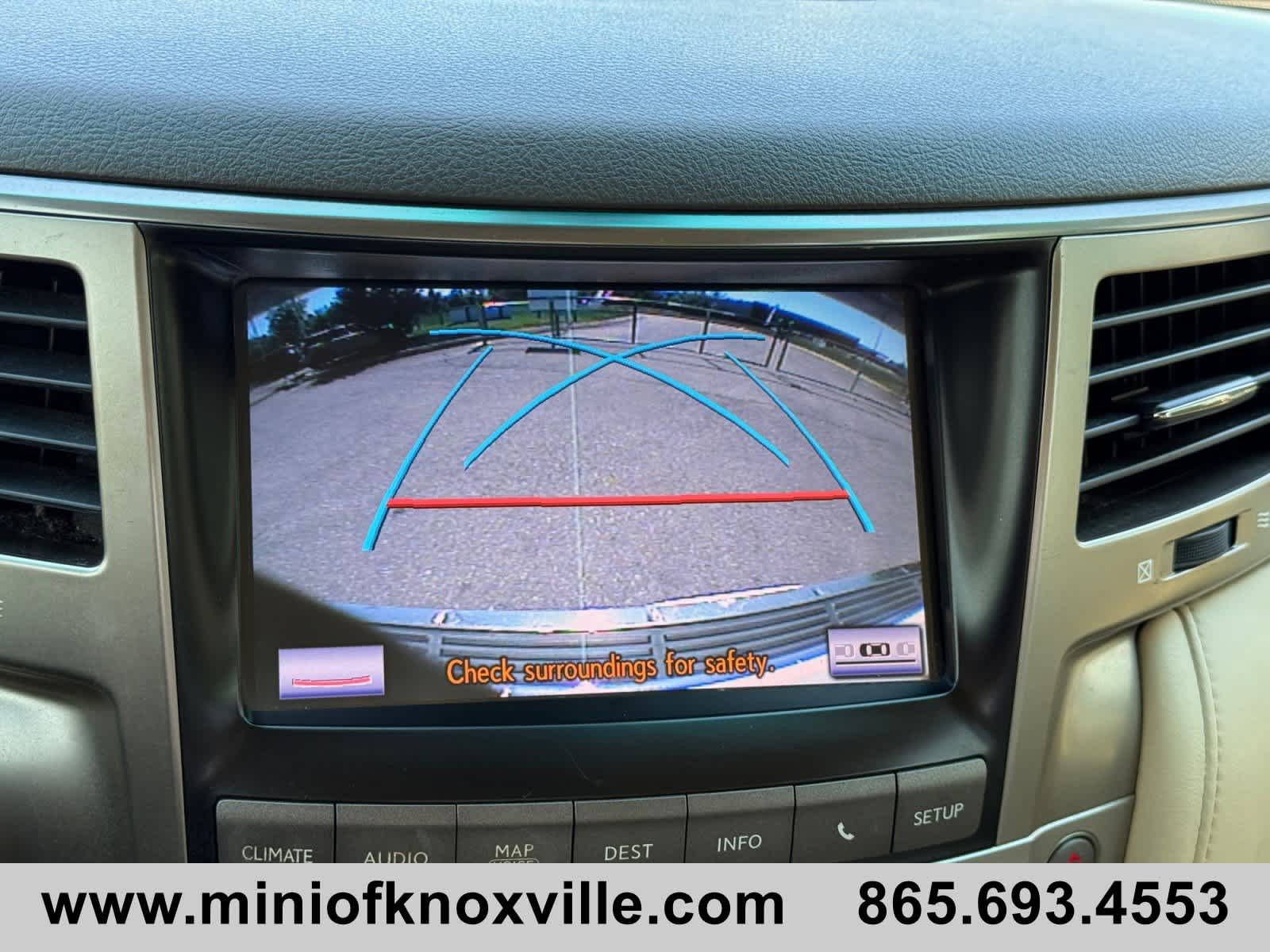Used 2014 Lexus LX 570 4WD image 34